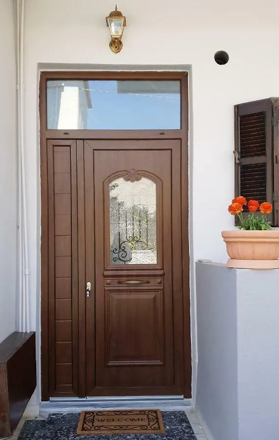 أُرانّوبولي Apartments By Areti - Room Kleopatra 0*,  اليونان